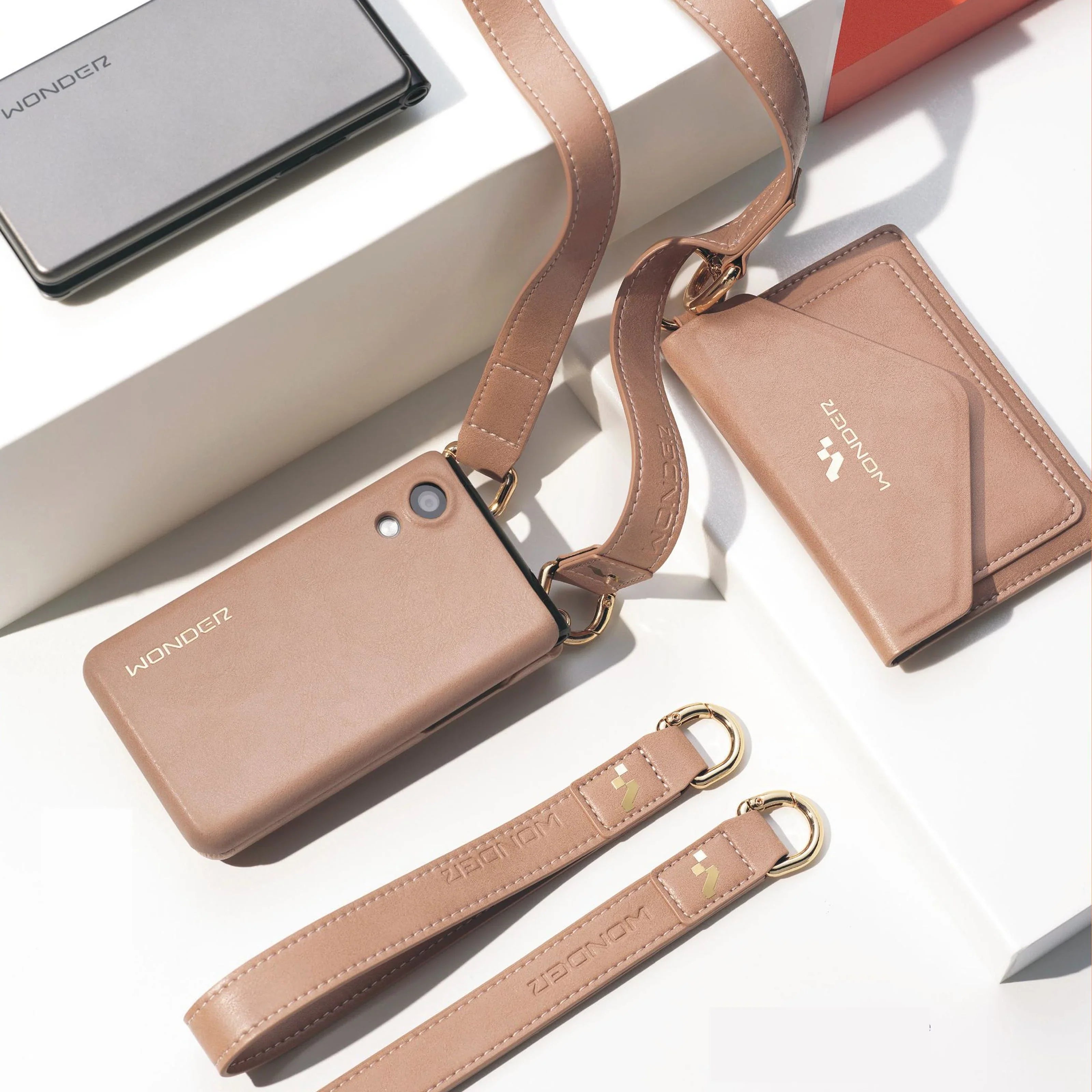 Wonder Leather Case Set (Women's)